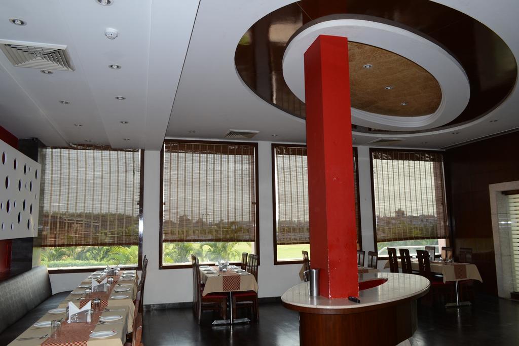 Hotel Sobti Continental Rudrapur Exterior photo
