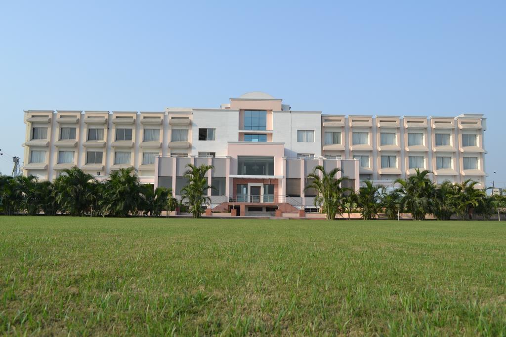 Hotel Sobti Continental Rudrapur Exterior photo